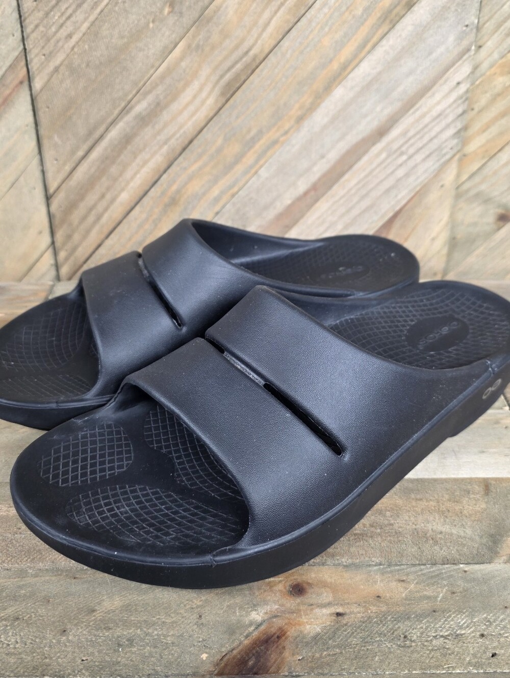 Oofos OOahh Recovery Slides Mens Comfort Sandals Size 11 Black Womens 13 - Picture 4 of 9